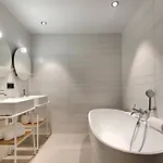 Hotel Chateau Fage - Teritoria - Saint-emilion